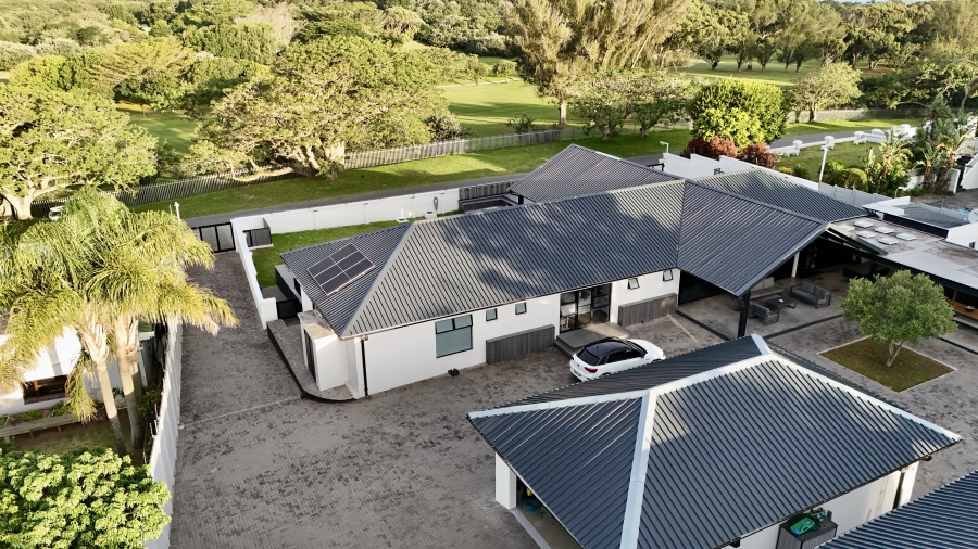 5 Bedroom Property for Sale in Bunkers Hill Eastern Cape